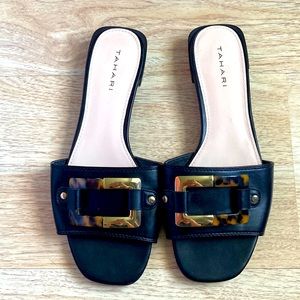 TAHARI Flats Size 9